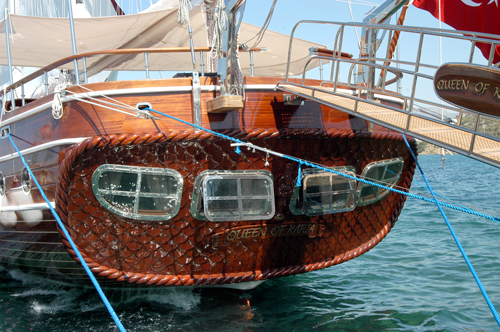 El barco es absolutamente encantador y fascinante... se sentirá como en casa nada más subir a bordo ALQUILER GOLETAS TURCAS OFERTA ESPECIAL CRUCERO DE LUJO EN YATE PRIVADO